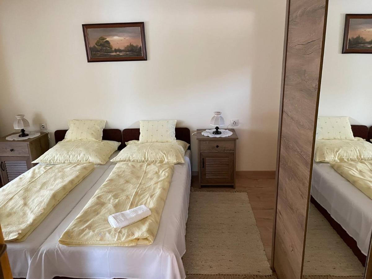 Hotel Kristof Vendeghaz Bükkszék Esterno foto
